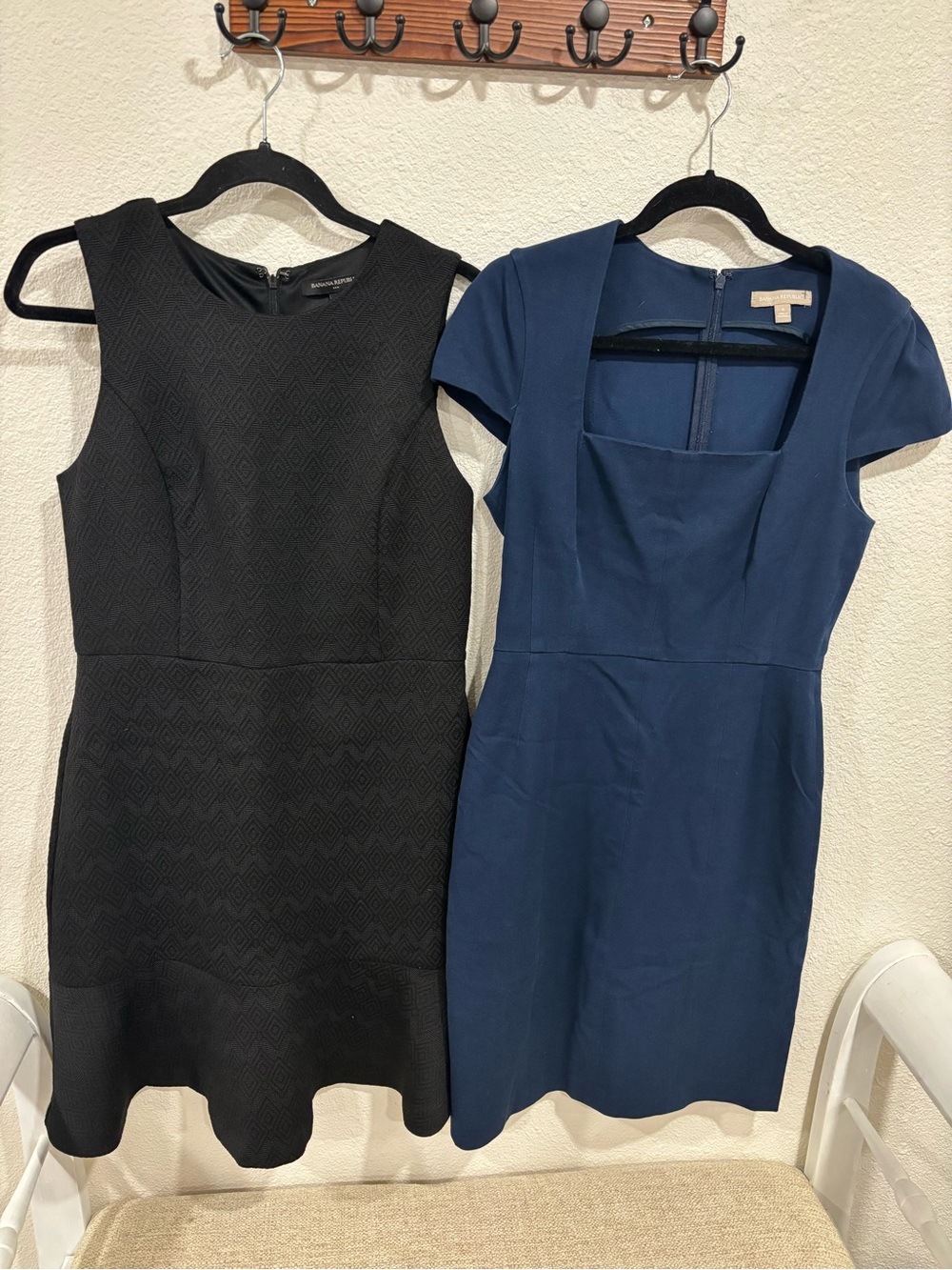 Bundle of 2 Vintage Banana Republic Dresses - Semi-Formal/Office/Work Style